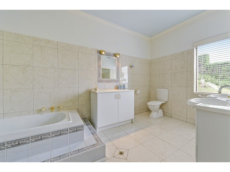 Point Clare NSW 2250