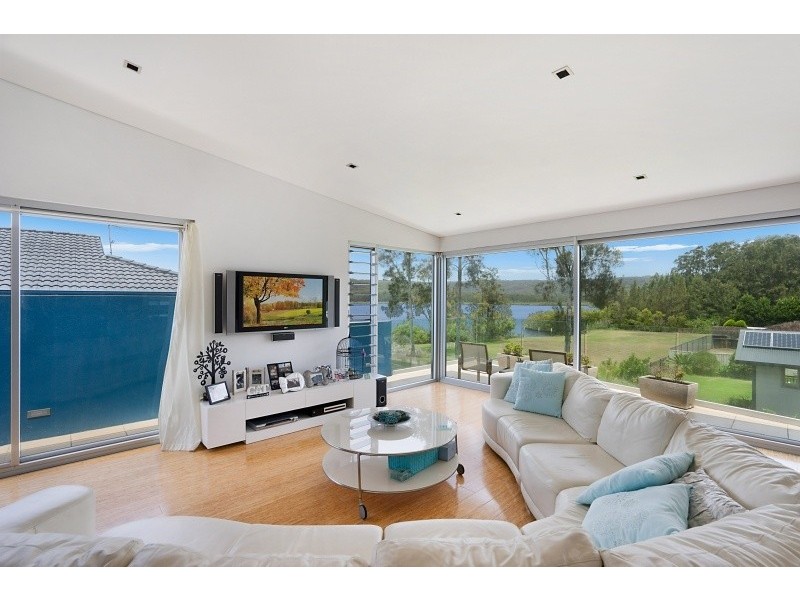 59 Shelly Beach Road, Empire Bay NSW 2257