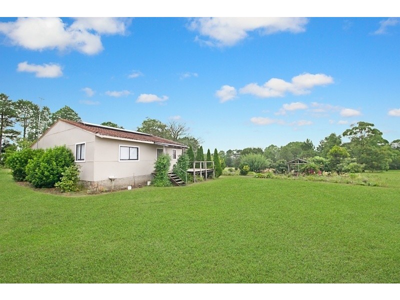 Mangrove Mountain NSW 2250