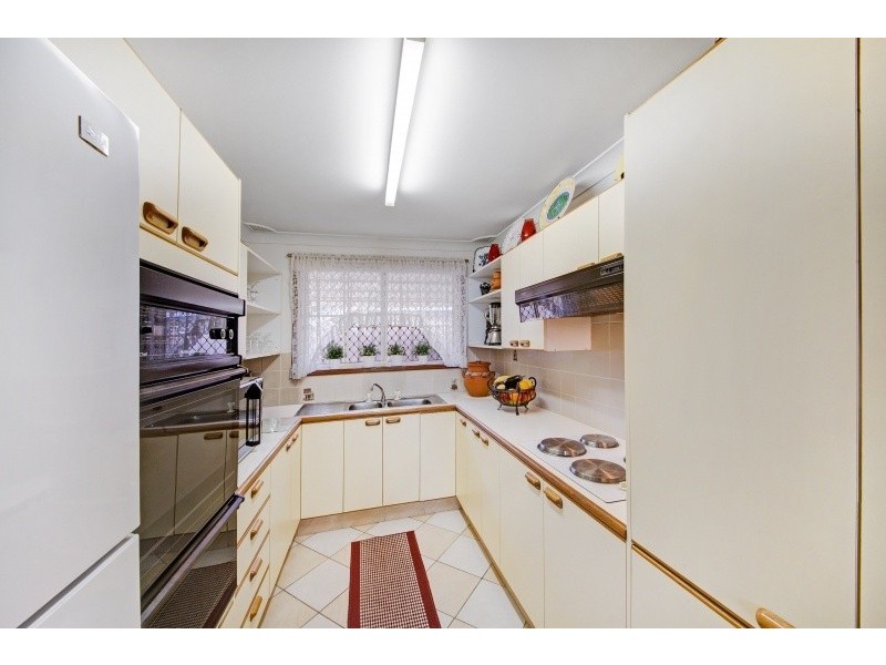 2/15 Poziers Avenue, Umina Beach NSW 2257