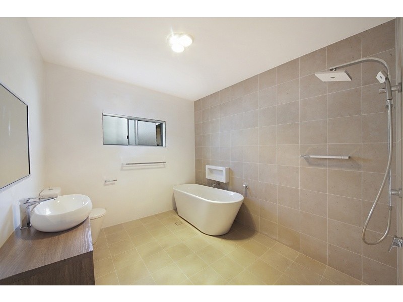 76 Moana Street, Woy Woy NSW 2256