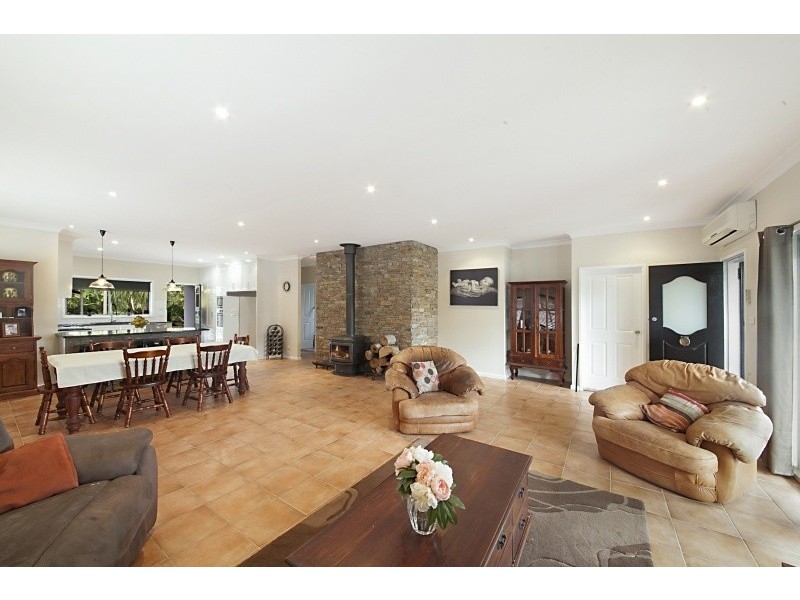 76 Moana Street, Woy Woy NSW 2256