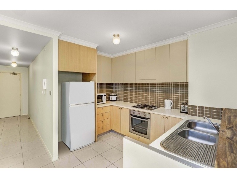 341/80 John Whiteway Drive, Gosford NSW 2250