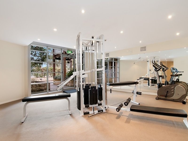 341/80 John Whiteway Drive, Gosford NSW 2250