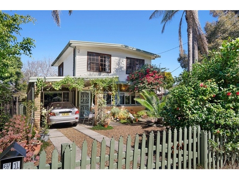 71 Boronia Avenue, Woy Woy NSW 2256