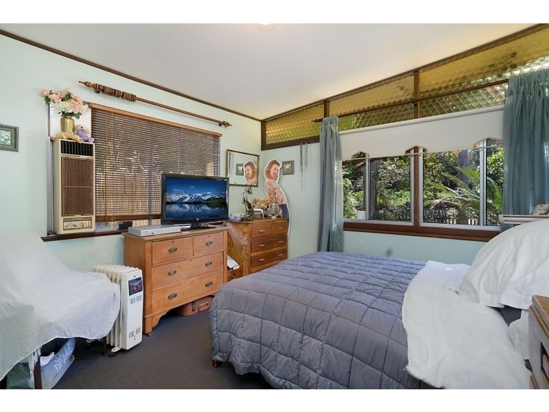 71 Boronia Avenue, Woy Woy NSW 2256