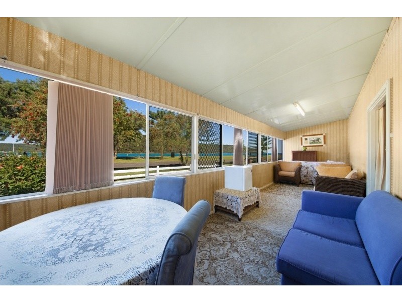 76 The Esplanade, Ettalong Beach NSW 2257