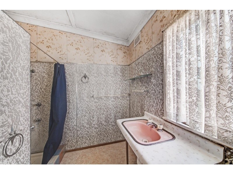 76 The Esplanade, Ettalong Beach NSW 2257