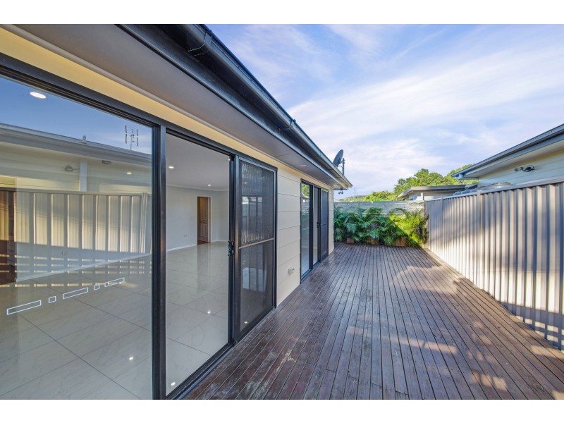 44 Dunalban Avenue, Woy Woy NSW 2256