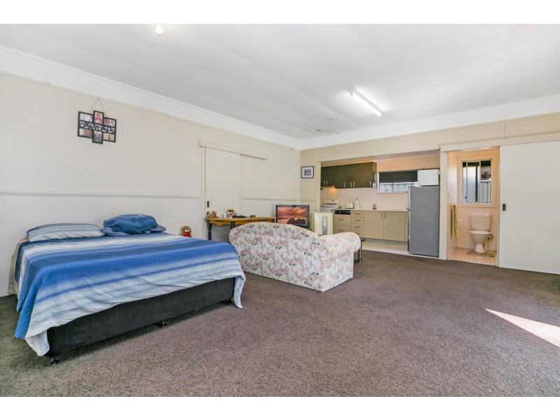 162 Memorial Avenue, Ettalong Beach NSW 2257