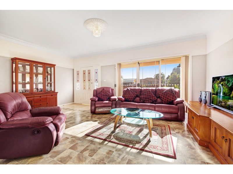 16 Pozieres Avenue, Umina Beach NSW 2257