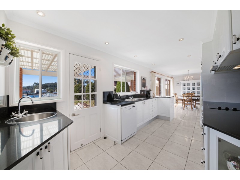 3 Heron Place, St Huberts Island NSW 2257