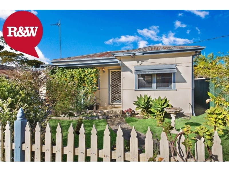 10 Angler Street, Woy Woy NSW 2256