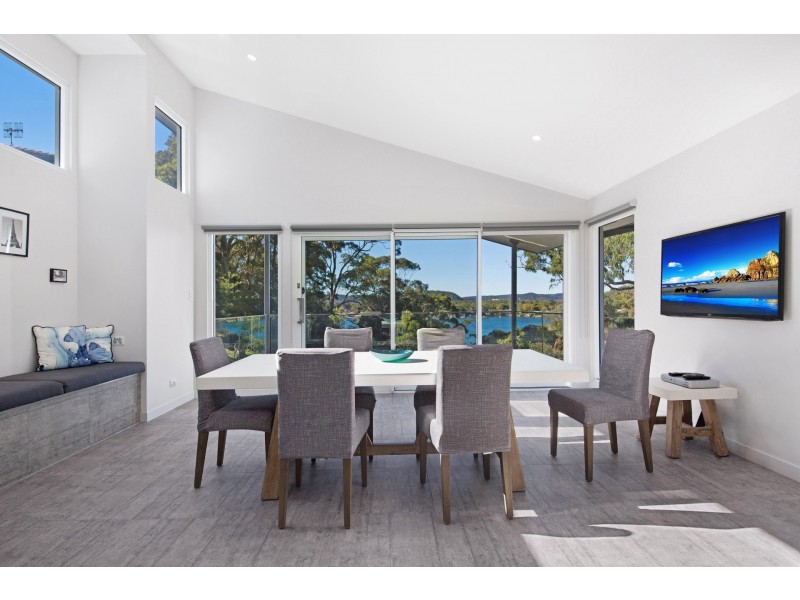 37 Gabagong Road, Horsfield Bay NSW 2256