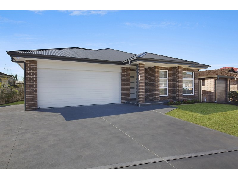 46 Robin Crescent, Woy Woy NSW 2256