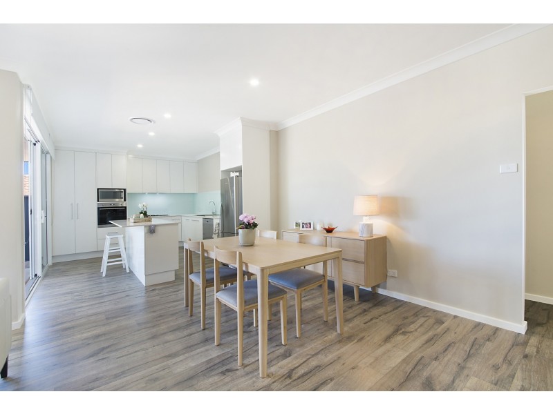 2/26 Hood Street, Ettalong Beach NSW 2257