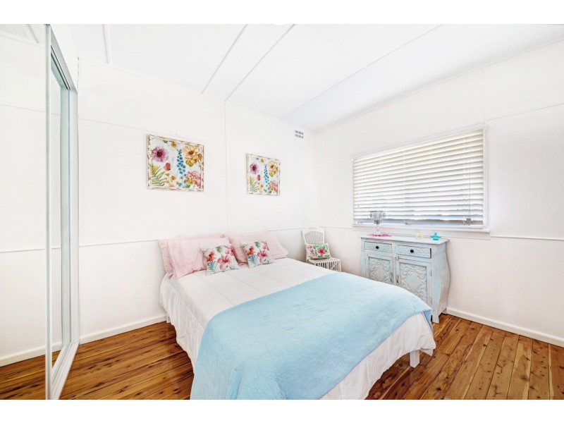 37 Alexandra Street, Umina Beach NSW 2257