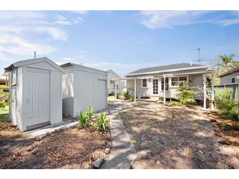 37 Alexandra Street, Umina Beach NSW 2257