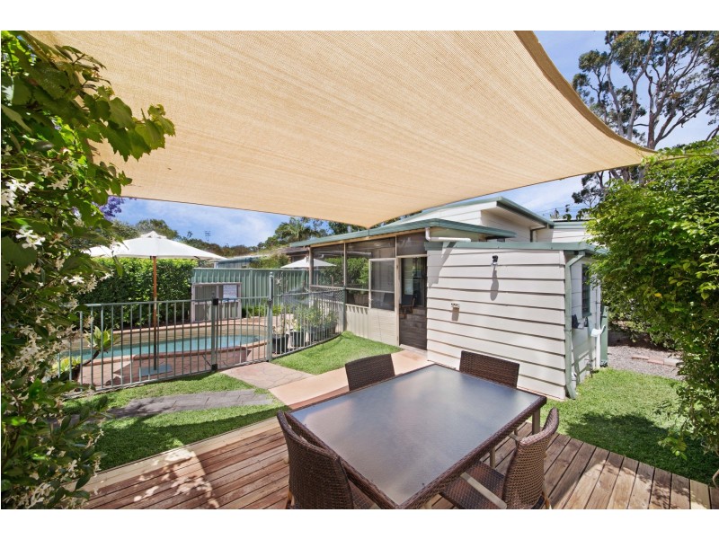 17 Lakeview Parade, Umina Beach NSW 2257