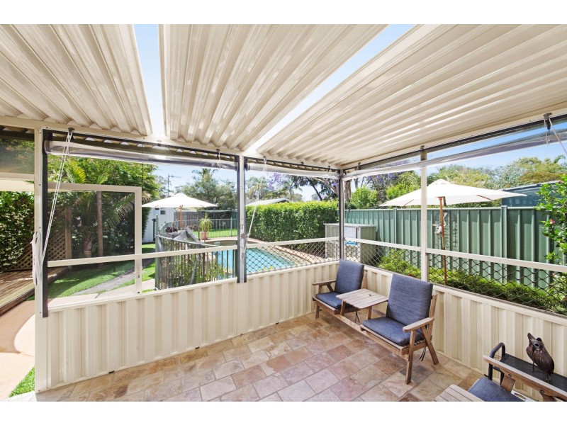 17 Lakeview Parade, Umina Beach NSW 2257