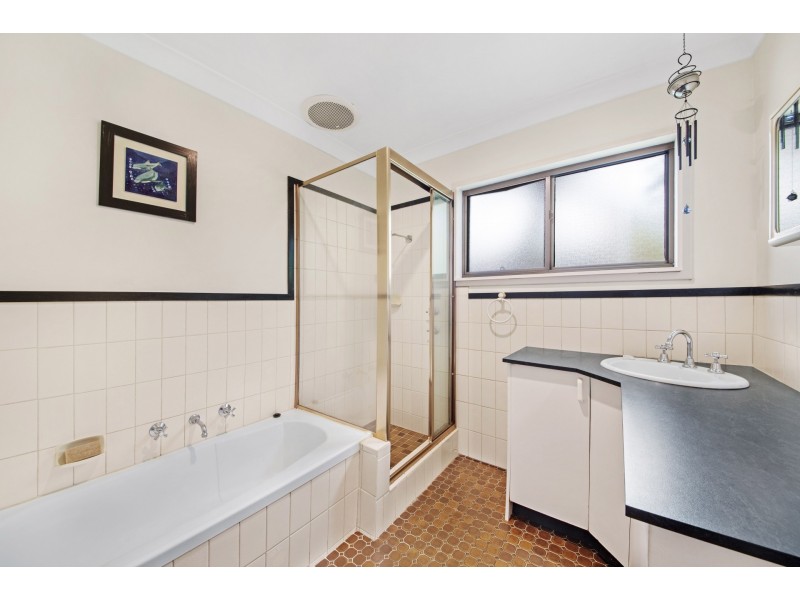 17 Lakeview Parade, Umina Beach NSW 2257