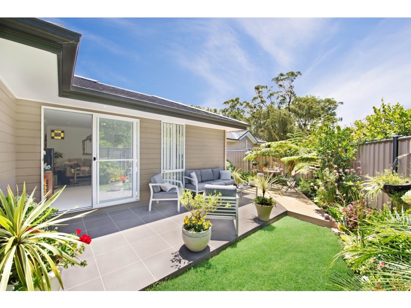 4/27 Memorial Avenue, Blackwall NSW 2256