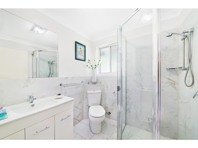 4/27 Memorial Avenue, Blackwall NSW 2256