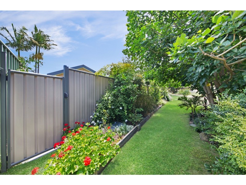 4/27 Memorial Avenue, Blackwall NSW 2256