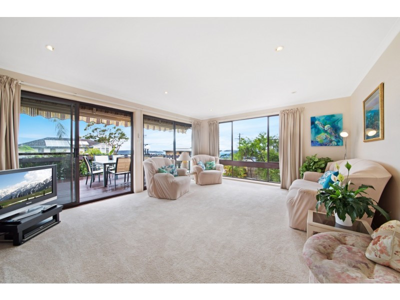 4 The Palisade, Umina Beach NSW 2257
