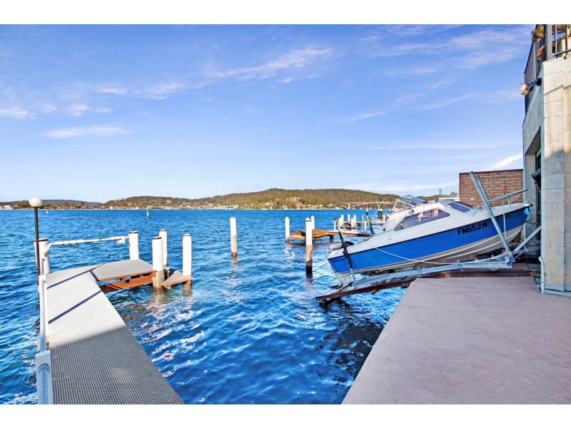 422 Orange Grove Road, Blackwall NSW 2256