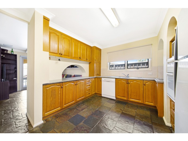 13 Rosewood Drive, Umina Beach NSW 2257