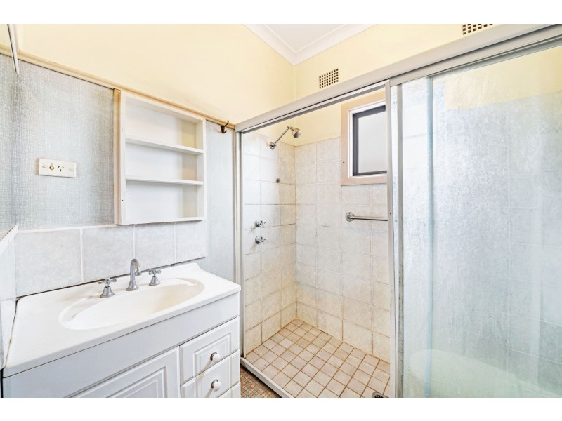 70 Moana Street, Woy Woy NSW 2256
