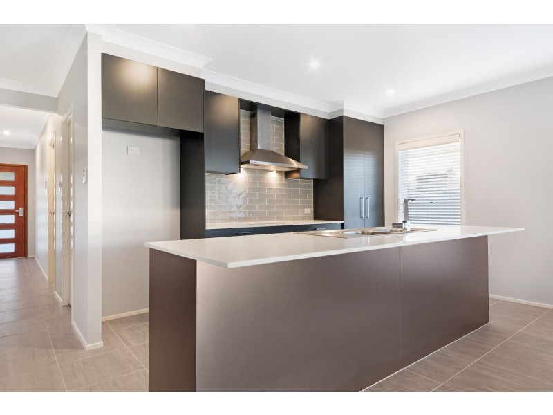 21 Dunban Road, Woy Woy NSW 2256