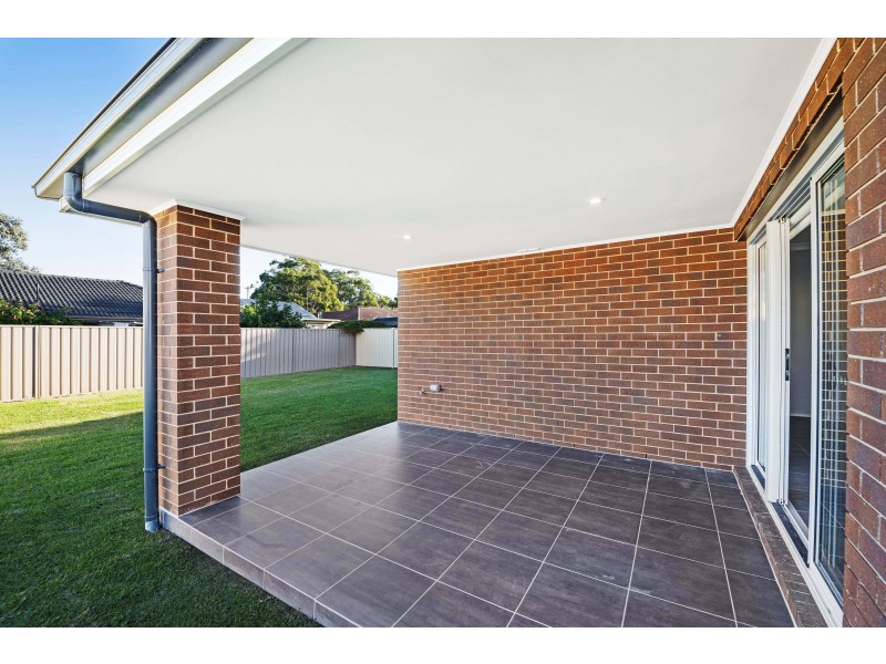 21 Dunban Road, Woy Woy NSW 2256