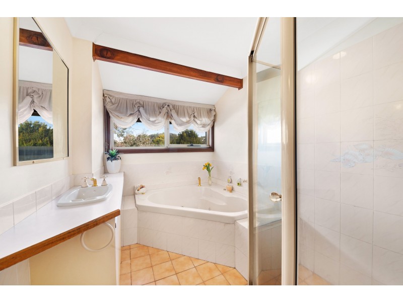 55 Everglades Crescent, Woy Woy NSW 2256