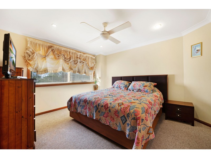 55 Everglades Crescent, Woy Woy NSW 2256