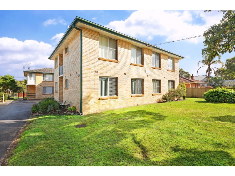 2/293 Blackwall Road, Woy Woy NSW 2256