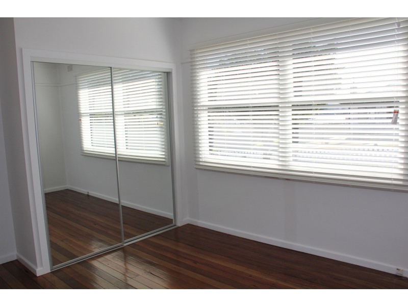 12 Blomfield Avenue, Bega NSW 2550