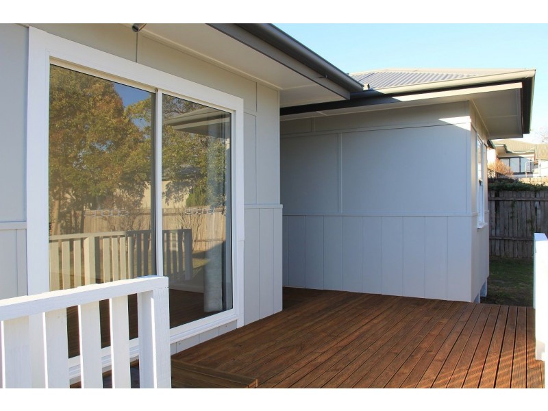 12 Blomfield Avenue, Bega NSW 2550