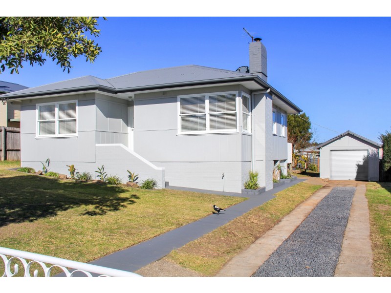 12 Blomfield Avenue, Bega NSW 2550