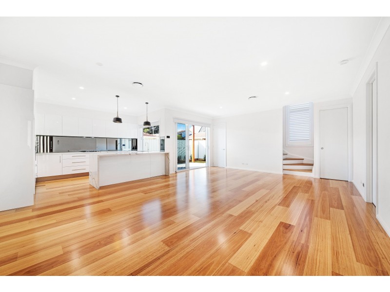 3/4 Augusta Street, Umina Beach NSW 2257