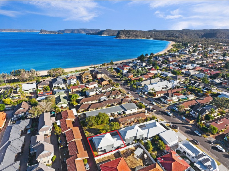 3/4 Augusta Street, Umina Beach NSW 2257