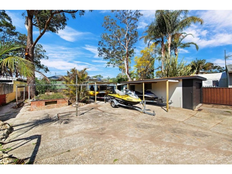 194 Railway Street, Woy Woy NSW 2256