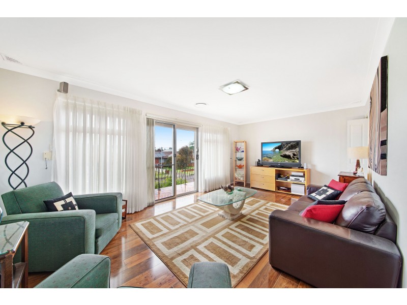 11 Daffodil Drive, Woy Woy NSW 2256