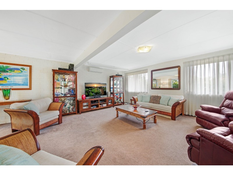 11 Daffodil Drive, Woy Woy NSW 2256