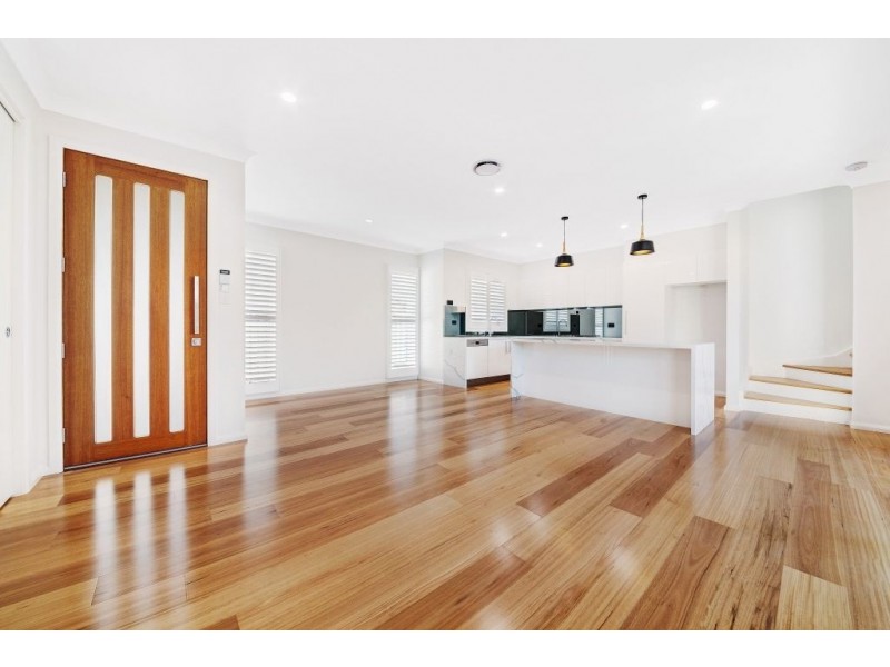 2/4 Augusta Street, Umina Beach NSW 2257