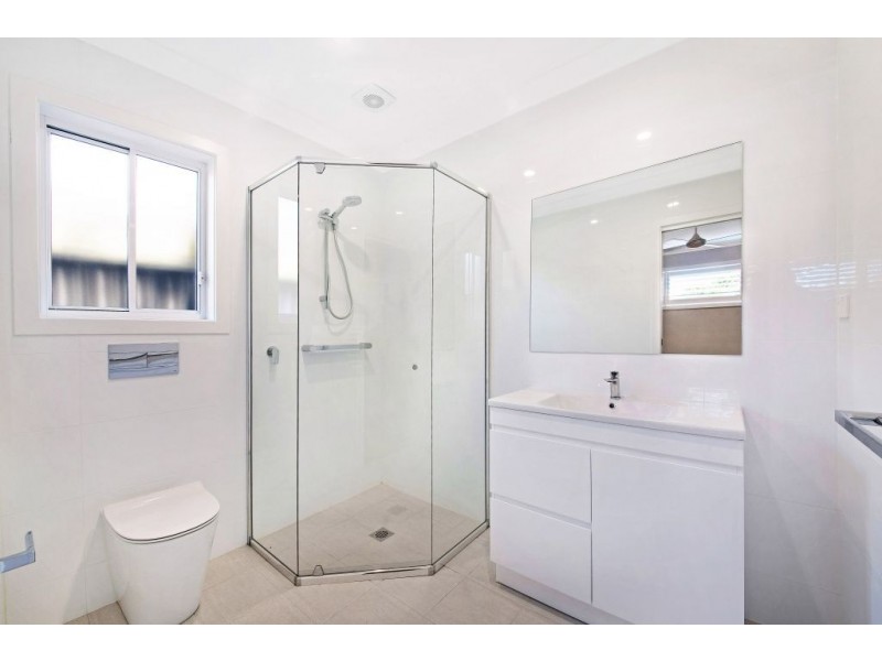 4 Telopea Street, Booker Bay NSW 2257