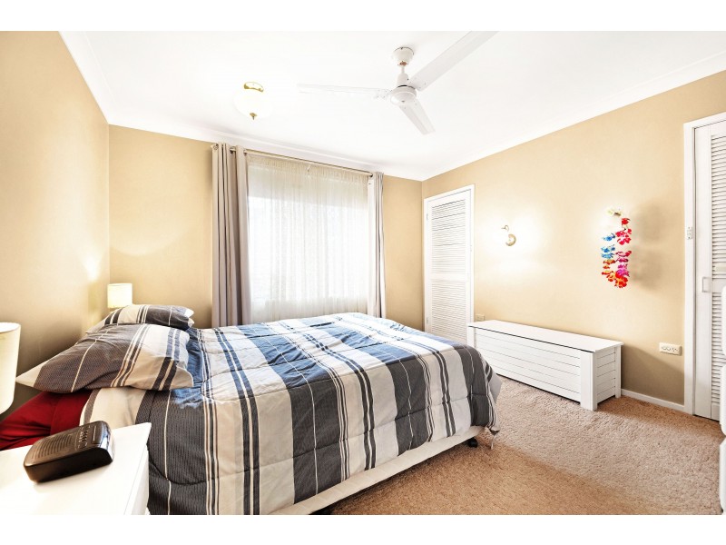 6 Waterloo Avenue, Woy Woy NSW 2256