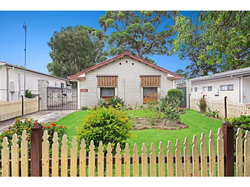 6 Waterloo Avenue, Woy Woy NSW 2256