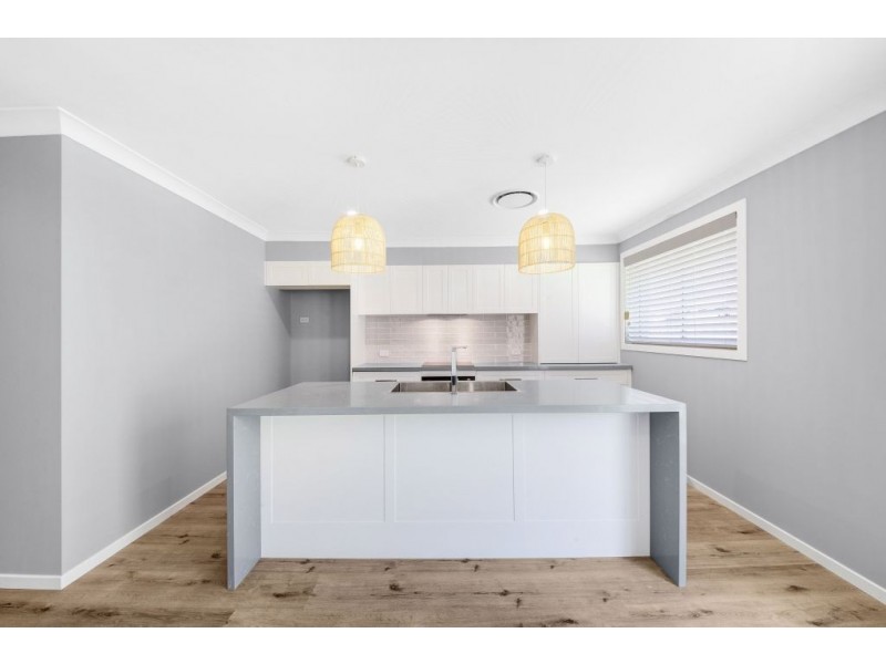 2/45 Cowper Road, Umina Beach NSW 2257